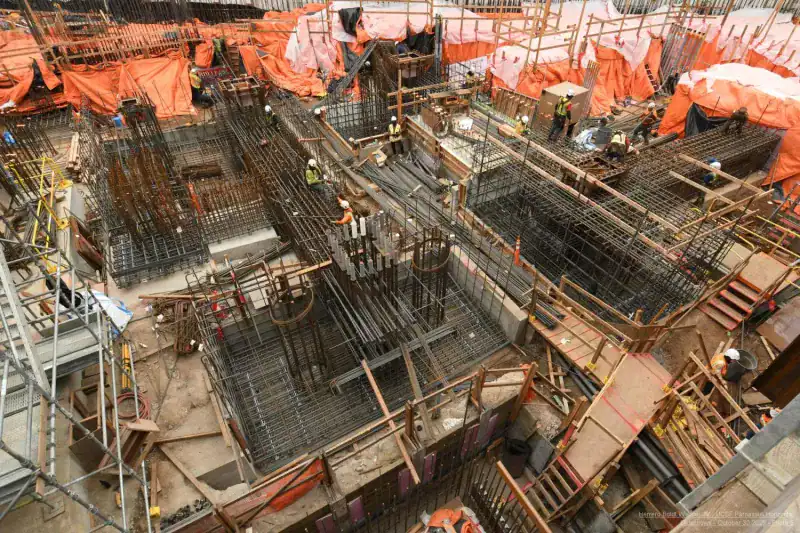 Rebar installation is underway on the UCSF Health Helen Diller Hospital construction site as of November 2025 at Parnassus Heights.